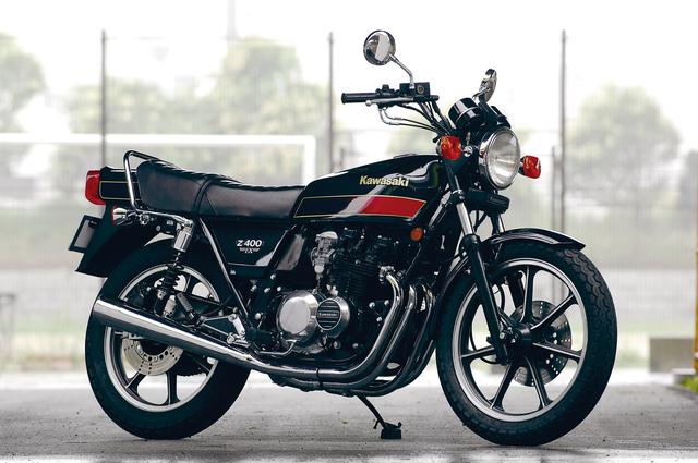 画像: ●空冷4ストDOHC2バルブ並列4気筒●399cc●43PS/9500rpm●3.5kg-m/7500rpm ●189kg●3.25-19・3.75-18●38万5000円