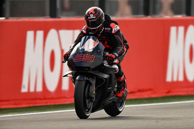 画像: 2018年11月、バレンシアテストでのロレンソ+ホンダRC213Vです