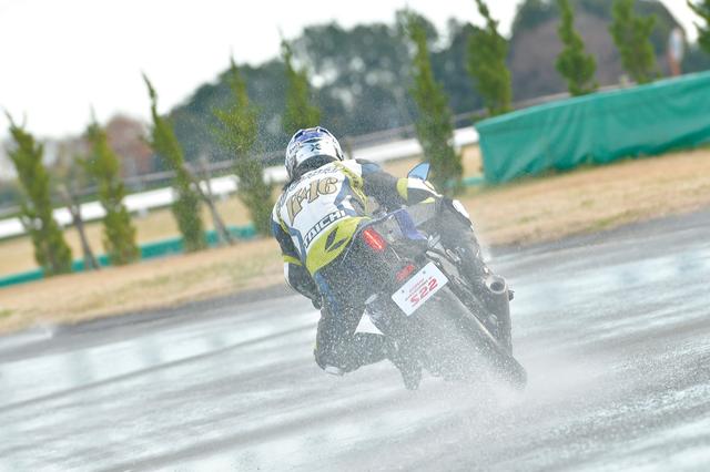 画像: 新パターンで排水性が向上!