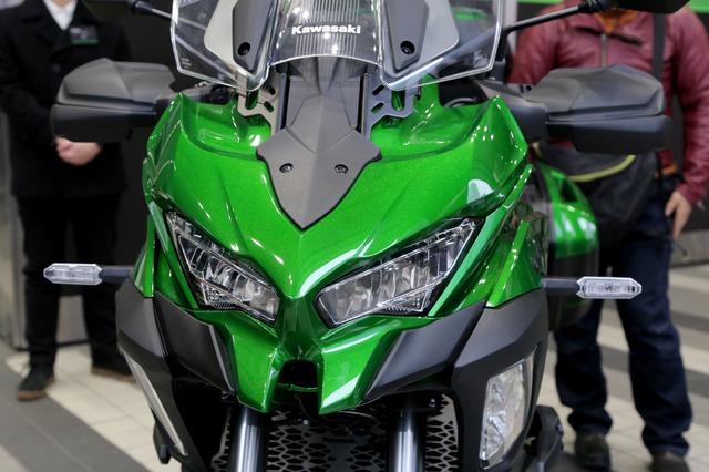 画像9: ・W800 CAFE 参考出品 ・VERSYS 1000 SE 参考出品 ・Ninja H2 SX SE+ 参考出品 ・Ninja ZX-10R SE 参考出品 ・Z400 参考出品 ・Z125 PRO ・Ninja H2 CARBON ・Ninja ZX-6R