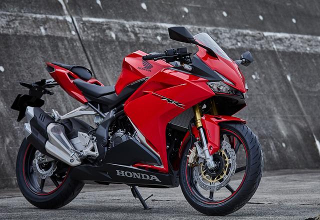 画像: CBR250RR/メーカー希望小売価格:78万8,400円~