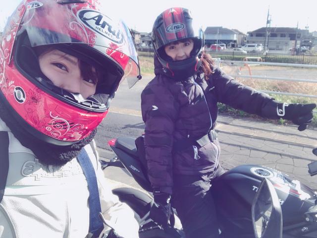 画像1: さおりんとプライベートツーリング♡タイ寺院へ(葉月美優)