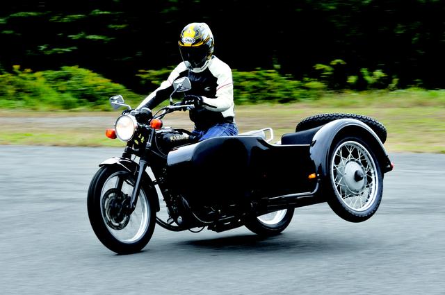 画像1: ハンドルの振れは出ないしコーナリングもスムーズ