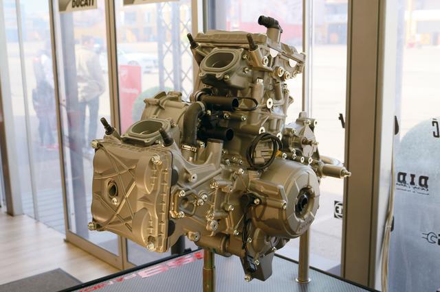 画像3: 意のままになる車体とパワーの「パーフェクト・バランス」