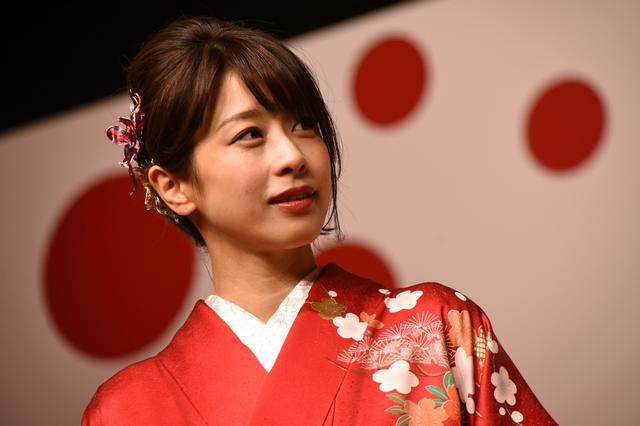 画像: カトパンさん まぁおきれいで、ワイドショーはこのひと狙いだったんでしょうね
