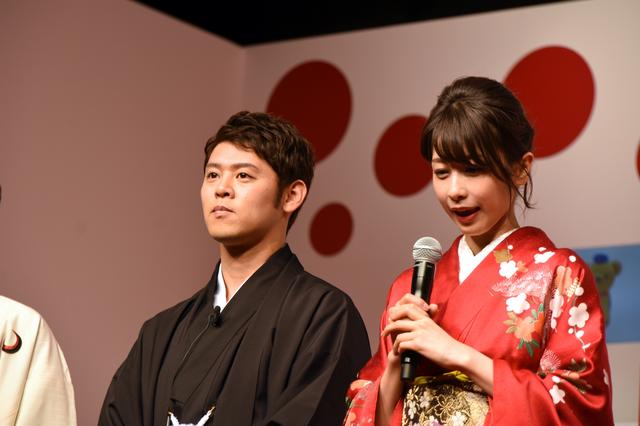 画像: カトパンさんとタクミのツーショット。なんか結婚発表会見みたいw