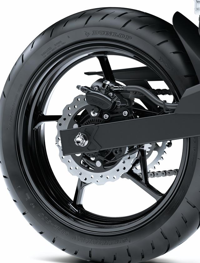 画像12: 待望のZ400はエンジン、フレームともに新設計!