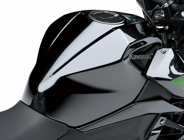 画像14: 待望のZ400はエンジン、フレームともに新設計!