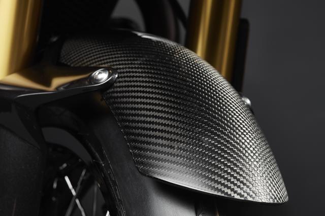 画像2: THRUXTON TFCは、既存モデルTHRUXTON 1200 Rとどう違うのか?