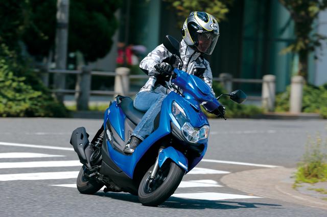 画像: 最高出力:9.4PS/7000rpm 最大トルク:1.0㎏-m/6000rpm 価格:31万8600円/34万200円