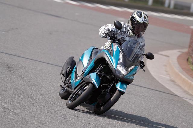 画像: 最高出力:12PS/7500rpm 最大トルク:1.2㎏-m/7250rpm 価格:39万4200円/43万2000円