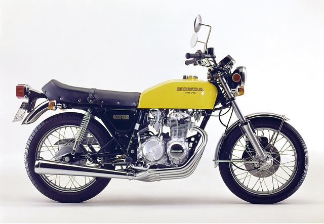 画像: HONDA CB400Four I/II(1976/3) 中型免許に合わせた398cc版、パワーはダウンしたが実際の走りに変わりはない。ハンドルがコンチタイプのIとセミアップタイプのIIの2タイプあり、408cc版も併売。 ●空冷4ストOHC2バルブ並列4気筒●398cc●36PS/8500rpm●3.1kg-m/7500rpm●184kg●3.00-18・3.50-18●32万7000円