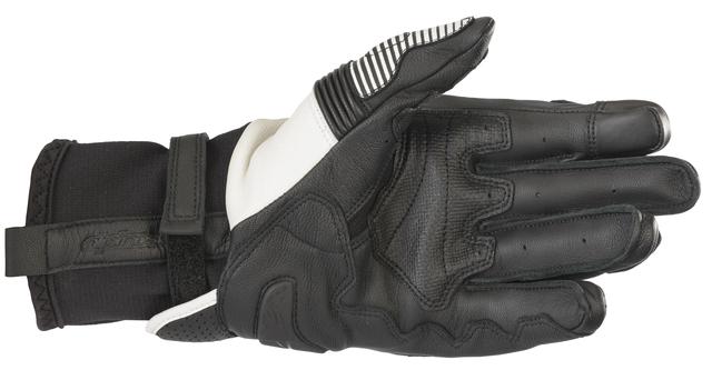 画像2: フィット感とプロテクション性能を両立させた「GP X v2 GLOVE」