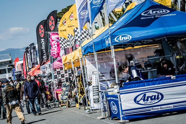 画像: こちらは、ジムカーナイベントのみならず、試乗会や、多数のメーカーブース出展やゲストのトークショーなど、盛りだくさんのプログラム。入場料は500円です。