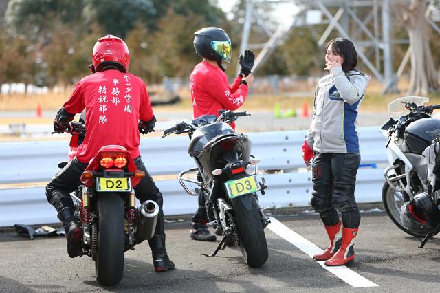 画像3: 「自分のCBRで速いマシンに勝ちたいんです」鈴木夢菜(2年)
