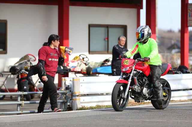 画像: リターンライダーと練習会主催者