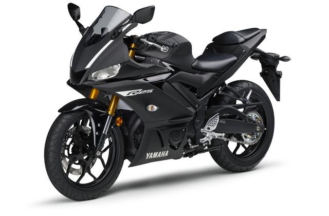 画像10: ヤマハ新型YZF-R25は3月28日発売開始! 「YZR-M1」を彷彿させるスポーティな外観に一新!