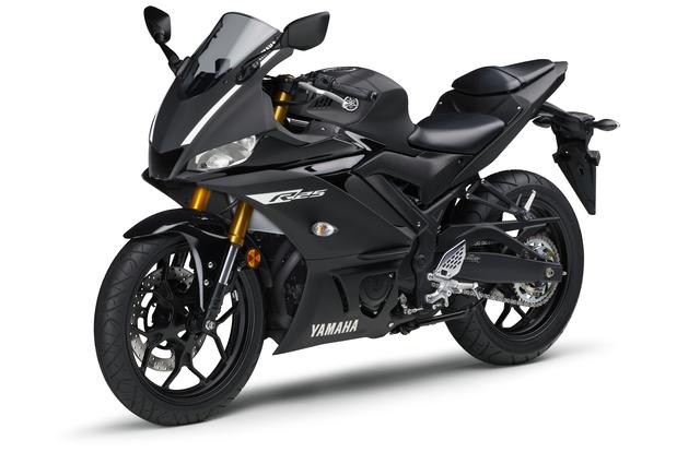 画像22: ヤマハ新型YZF-R25は3月28日発売開始! 「YZR-M1」を彷彿させるスポーティな外観に一新!