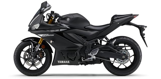 画像12: ヤマハ新型YZF-R25は3月28日発売開始! 「YZR-M1」を彷彿させるスポーティな外観に一新!