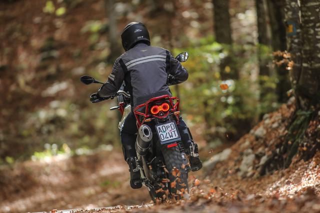画像9: それがクラシック・トラベル・エンデューロ「V85 TT」です!