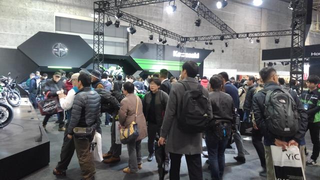画像1: カワサキブースはまたがりOKの車両がいっぱい!【大阪モーターサイクルショー2019】