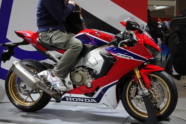 画像: HONDA CBR1000RR SP