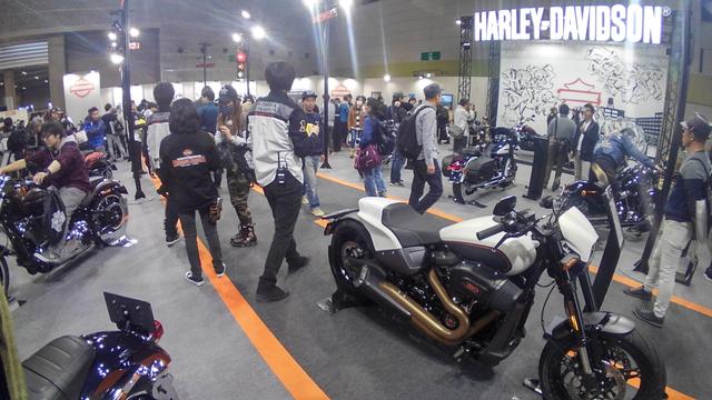 画像: クルーザーモデルを一挙またがり比べ♪