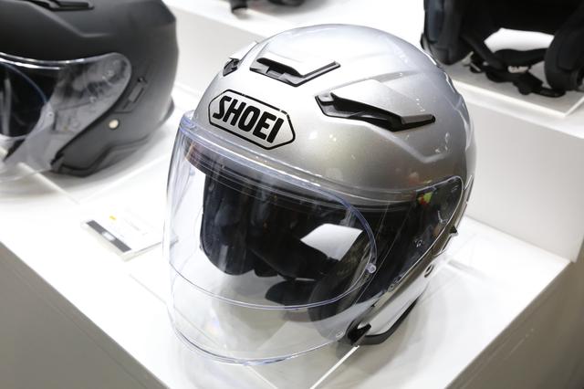 画像2: 機能性の高さとデザイン力をいかんなく発揮するSHOEIイズム