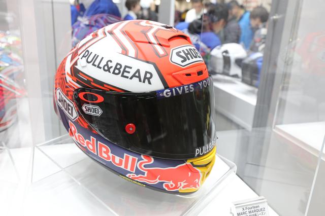 画像2: さらに、プレミアムツーリングフルフェイス「GT-AirⅡ」のグラフィックモデルもありました!