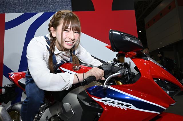 画像: HONDA CBR1000RR SP