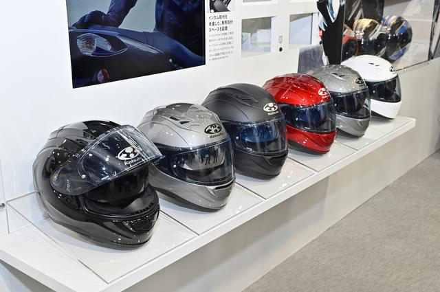 画像: 左から「ブラックメタリック」「クールガンメタ」「フラットブラック」「シャイニーレッド」、もう1回「クールガンメタ」、そして「パールホワイト」。全5色の設定です。