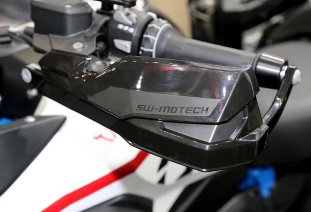 画像6: ⑤王道のパニアケース・スタイルがやっぱりGSには似合う! BMW R 1200 GS