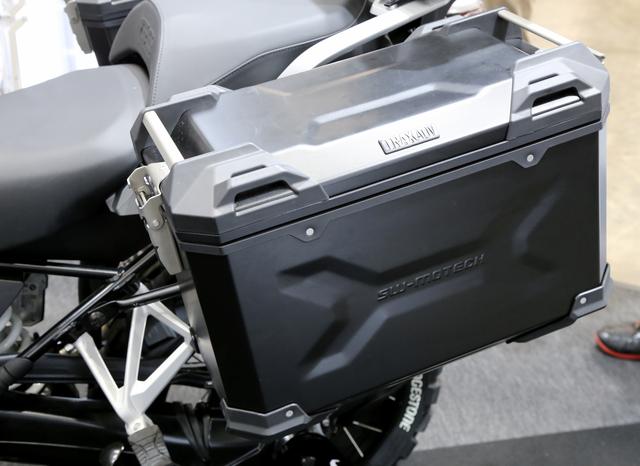 画像4: ⑤王道のパニアケース・スタイルがやっぱりGSには似合う! BMW R 1200 GS