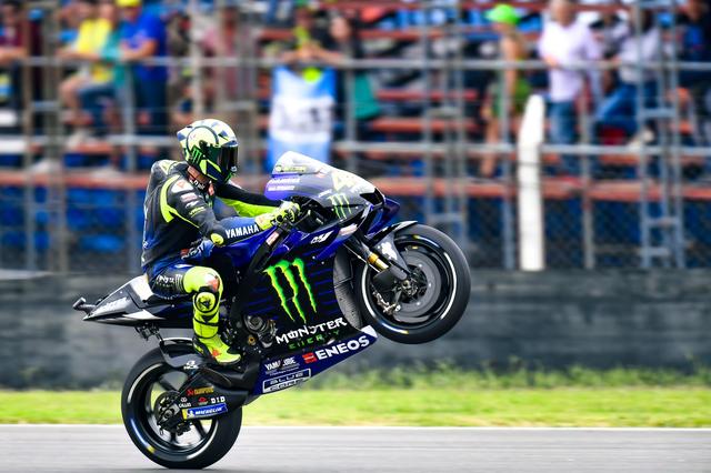 画像: 久しぶりの表彰台、バトルを制してのレース。ロッシ、納得の2位!