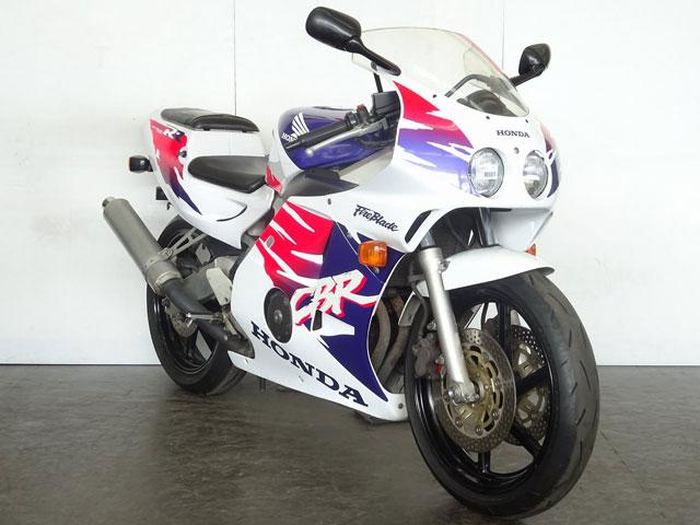 画像: ホンダ CBR250RR(MC22)