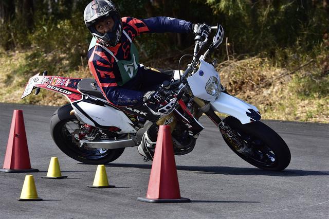 画像: C1級1位 柳田悦豪&CRF250R 1分38秒224