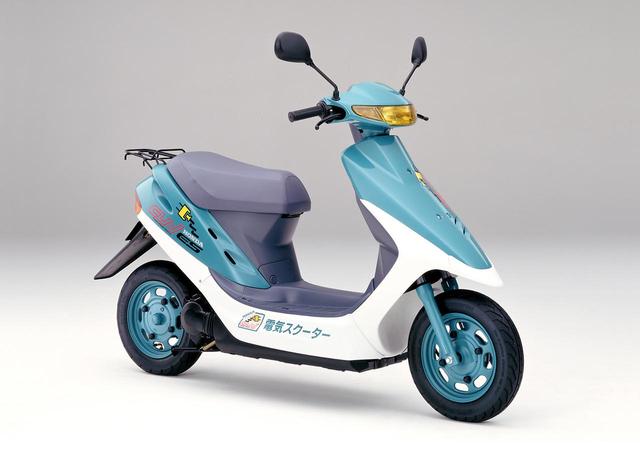 画像: ホンダ CUV ES (1994年3月10日発売)官公庁や地方自治体などに200台の限定発売を行ったモデル。
