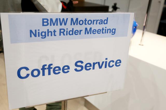 画像9: 「Night Rider Meeting」ではショールームも開放し、バイクとクルマをじっくり見られます!