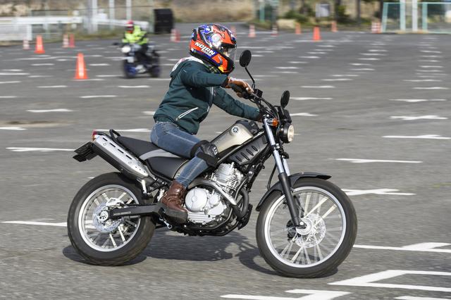 画像1: レッスン終了後は、お楽しみの試乗会タイム!