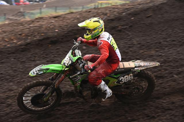 画像: IA2は横山遥希(グリーンクラブ&パーク神戸RT)が両ヒート優勝! ヒート2終盤の平田優(チームabe-G)との接近戦は楽しかった!