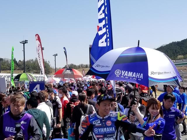 画像1: いよいよJSB1000決勝レース1スタート!