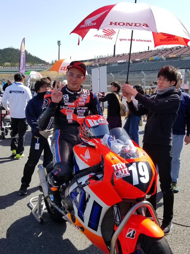 画像10: いよいよJSB1000決勝レース1スタート!