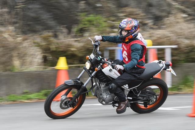 画像: 美環ちゃんは3月末に「YRA大人のバイクレッスン」に参加しました。このときカードをゲットしたのです。