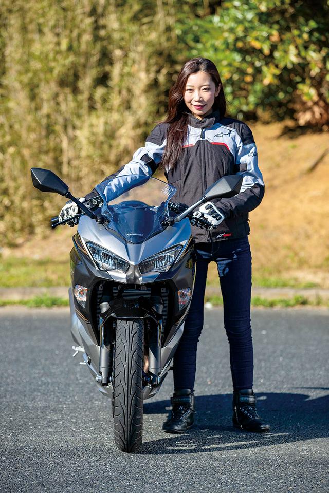 画像2: 身長163㎝のステラが徹底比較! 取り回し&タンデムCHECK!『YZF-R25/CBR250RR/GSX250R/NINJA250』