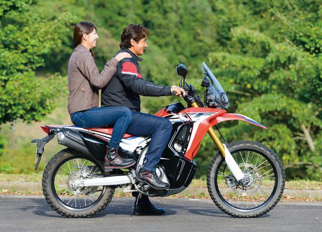 画像7: RIDING POSITION ライダー身長:179㎝、パッセンジャー身長:172㎝