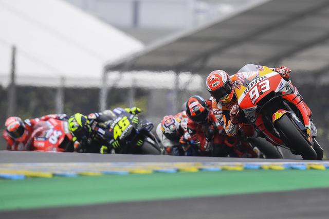 画像: レースはマルケスが終始レースをリード ジャック・ミラーが何度かマルケスに向かっていきました