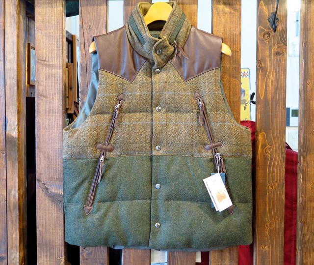 画像: makufuri Tweed down Vest/税込41,040円