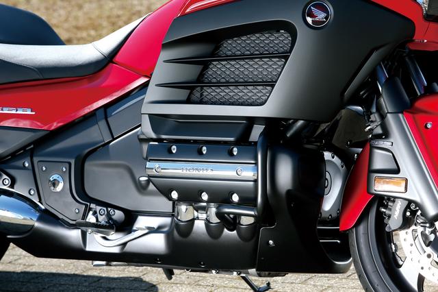 画像2: F6Cは兄弟車のF6Bとは何が違う?!
