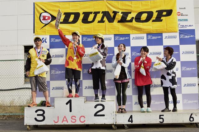 画像: 1位・吉竹智美、2位・土橋朋子、3位・吉岡由紀子、4位・岡野月子、5位・石渡愛美、6位・草野涼子