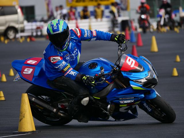 画像: SB級1位 辻家治彦(A級)&GSX-R1000 1分42秒161